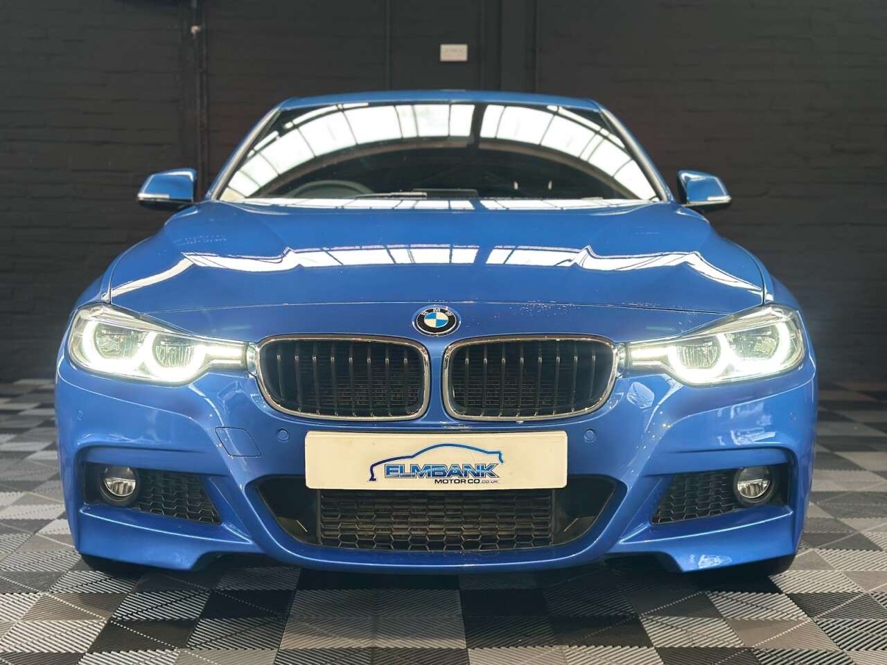 A 0 BMW 3 SERIES 3.0 330d M Sport Saloon 4dr Diesel Auto xDrive Euro 6 (s/s) (258 ps) 3.0 TU A 0 BMW 3 SERIES 3.0 330d M Sport Saloon 4dr Diesel Auto xDrive Euro 6 (s/s) (258 ps) 3.0 TU