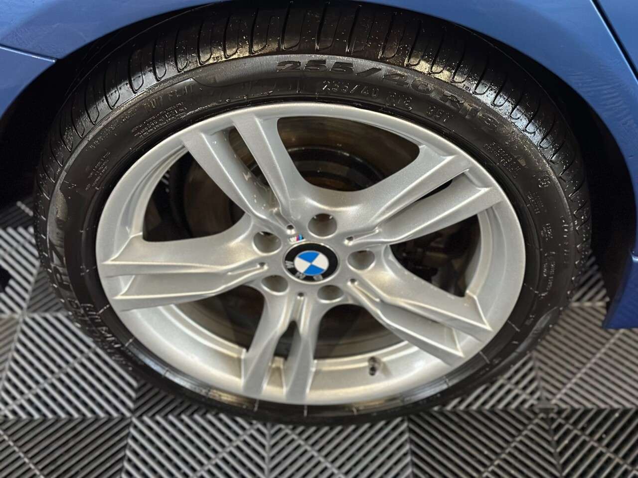 0 BMW 3 SERIES 0 BMW 3 SERIES