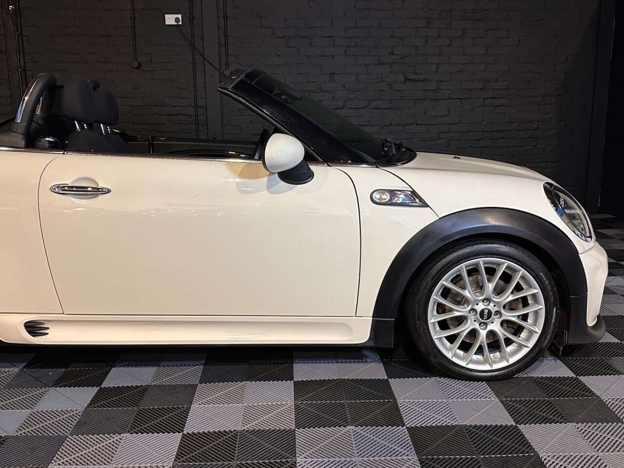 0 MINI ROADSTER 0 MINI ROADSTER