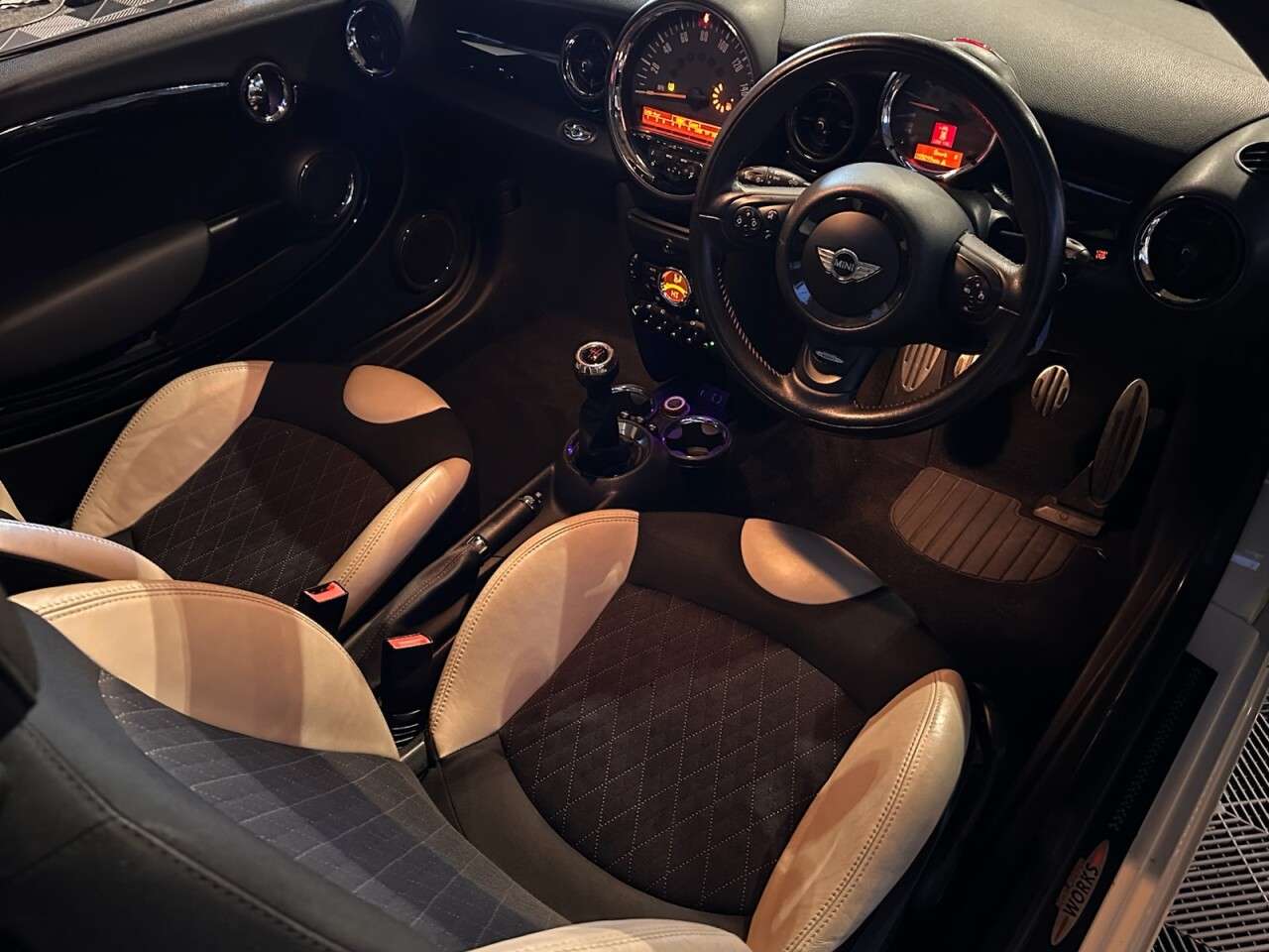 0 MINI ROADSTER 0 MINI ROADSTER