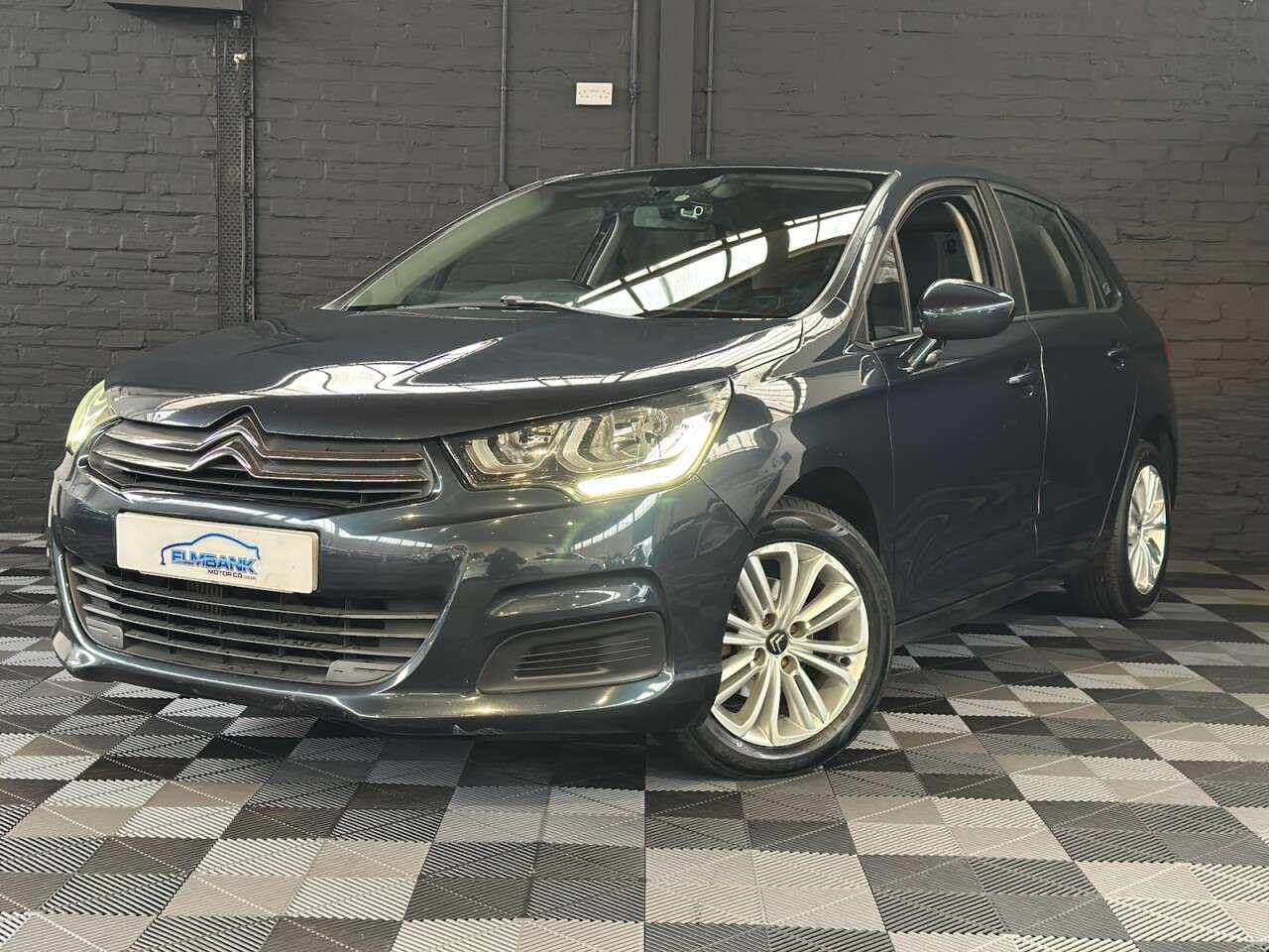 A 0 CITROEN C4 1.6 BlueHDi Feel Hatchback 5dr Diesel Manual Euro 6 (100 ps) 2 KEYS - 4 STA A 0 CITROEN C4 1.6 BlueHDi Feel Hatchback 5dr Diesel Manual Euro 6 (100 ps) 2 KEYS - 4 STA