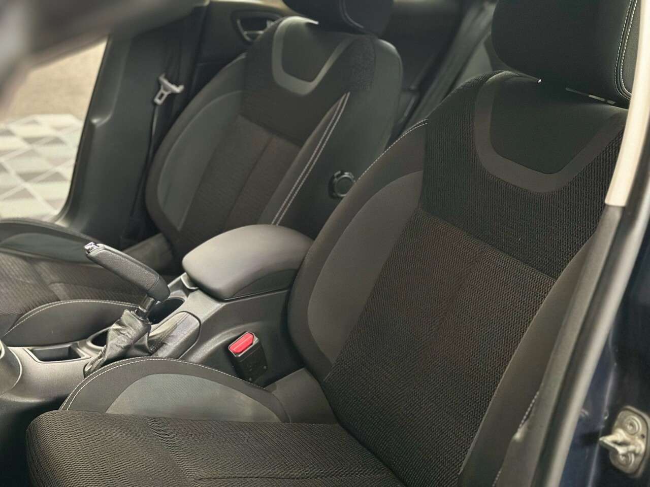 0 CITROEN C4 0 CITROEN C4