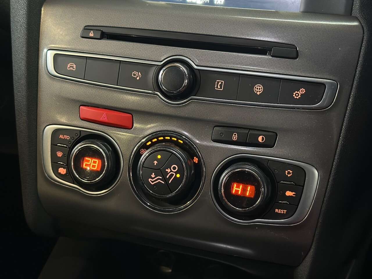 0 CITROEN C4 0 CITROEN C4