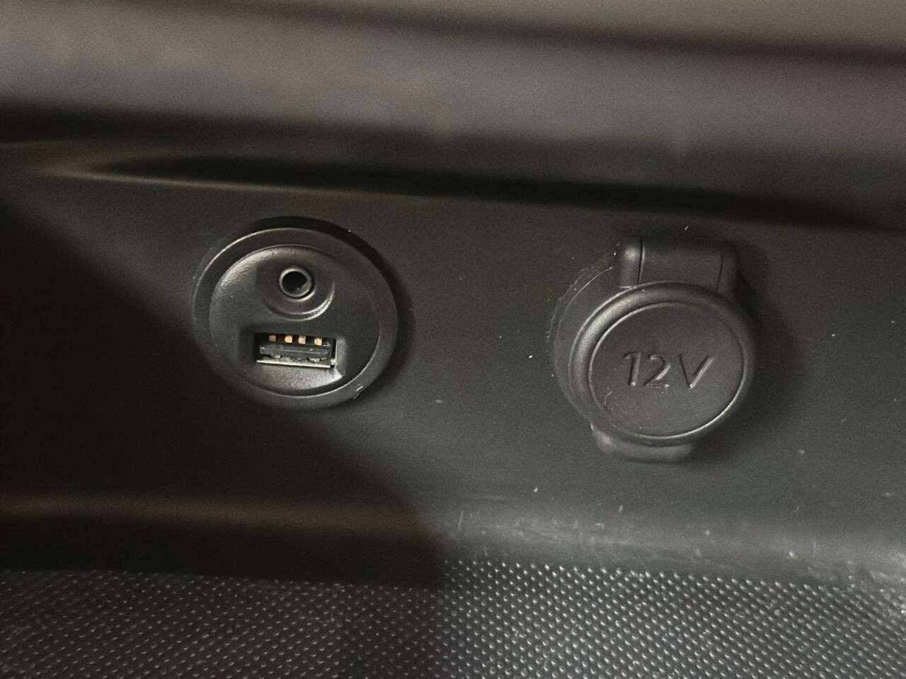 0 CITROEN C4 0 CITROEN C4