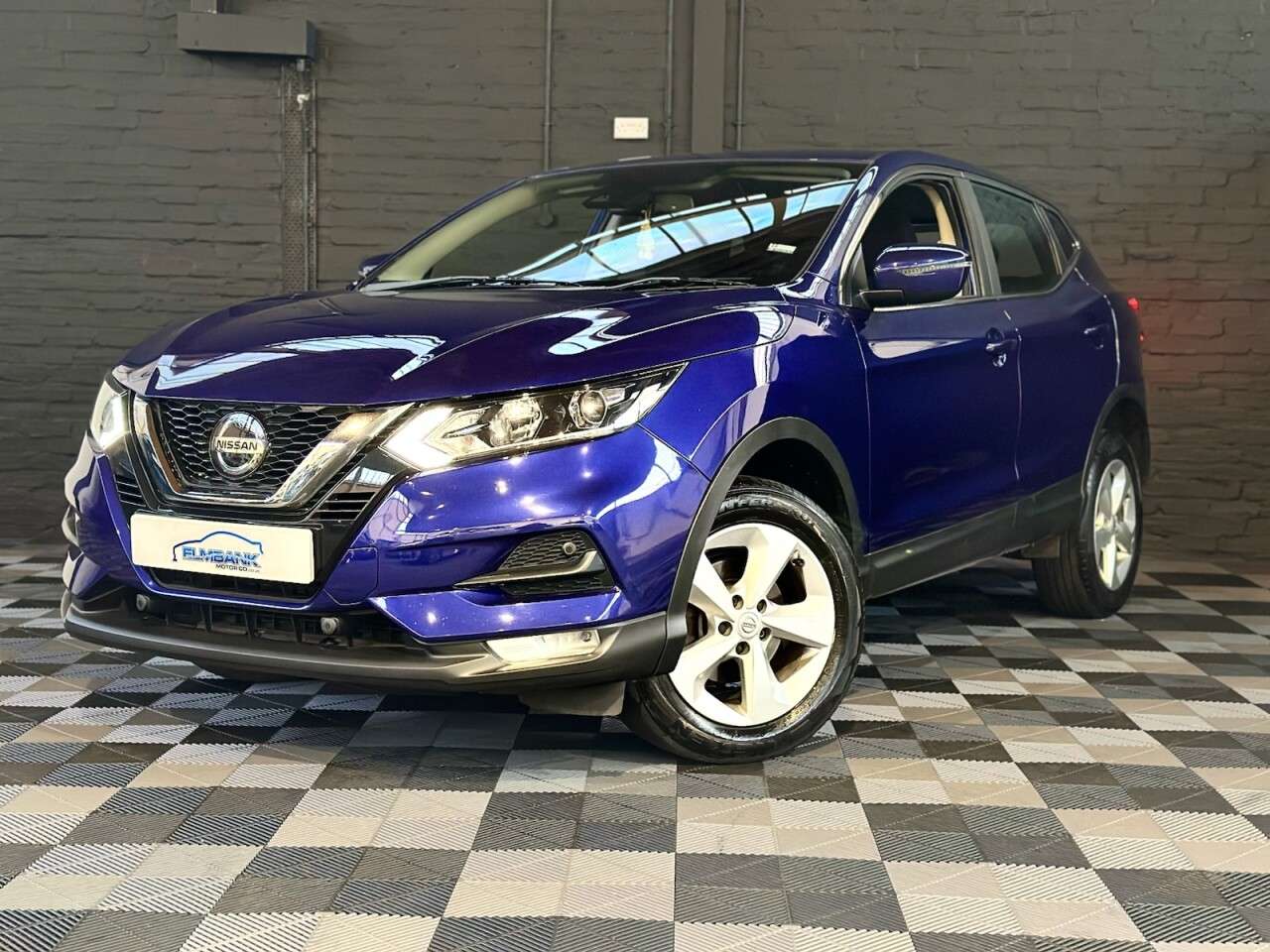 A 2019 NISSAN QASHQAI 1.3 DIG-T Acenta Premium SUV 5dr Petrol Manual Euro 6 (s/s) (140 ps) 6 STAM A 2019 NISSAN QASHQAI 1.3 DIG-T Acenta Premium SUV 5dr Petrol Manual Euro 6 (s/s) (140 ps) 6 STAM