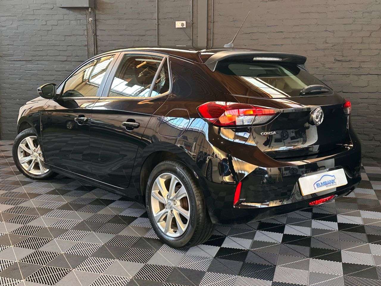 A 0 VAUXHALL CORSA 1.2 SE Hatchback 5dr Petrol Manual Euro 6 (75 ps) FULL SERVICE HISTORY - 3 A 0 VAUXHALL CORSA 1.2 SE Hatchback 5dr Petrol Manual Euro 6 (75 ps) FULL SERVICE HISTORY - 3