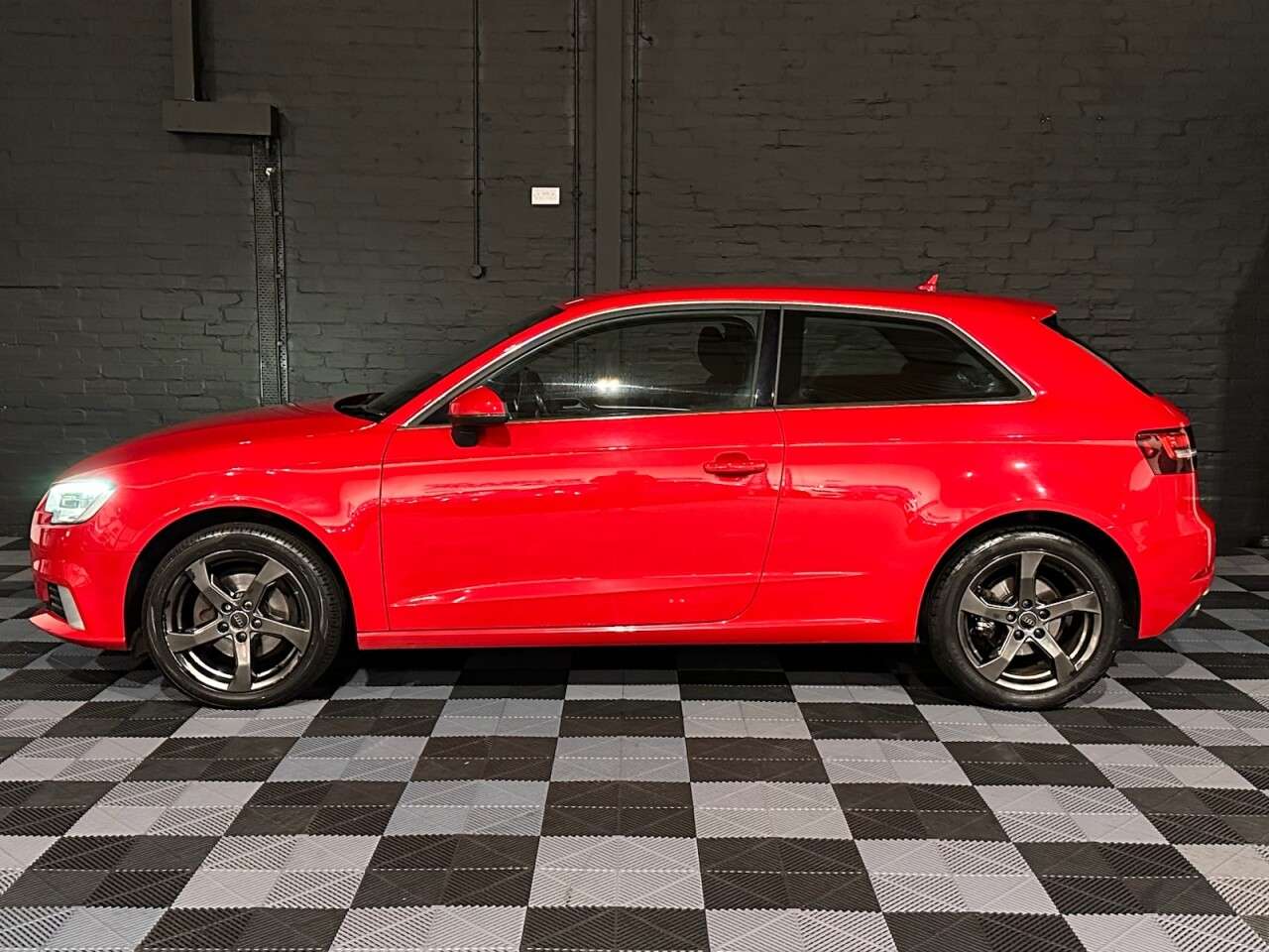 A 2016 AUDI A3 1.4 TFSI CoD Sport Hatchback 3dr Petrol Manual Euro 6 (s/s) (150 ps) 61.4 M A 2016 AUDI A3 1.4 TFSI CoD Sport Hatchback 3dr Petrol Manual Euro 6 (s/s) (150 ps) 61.4 M