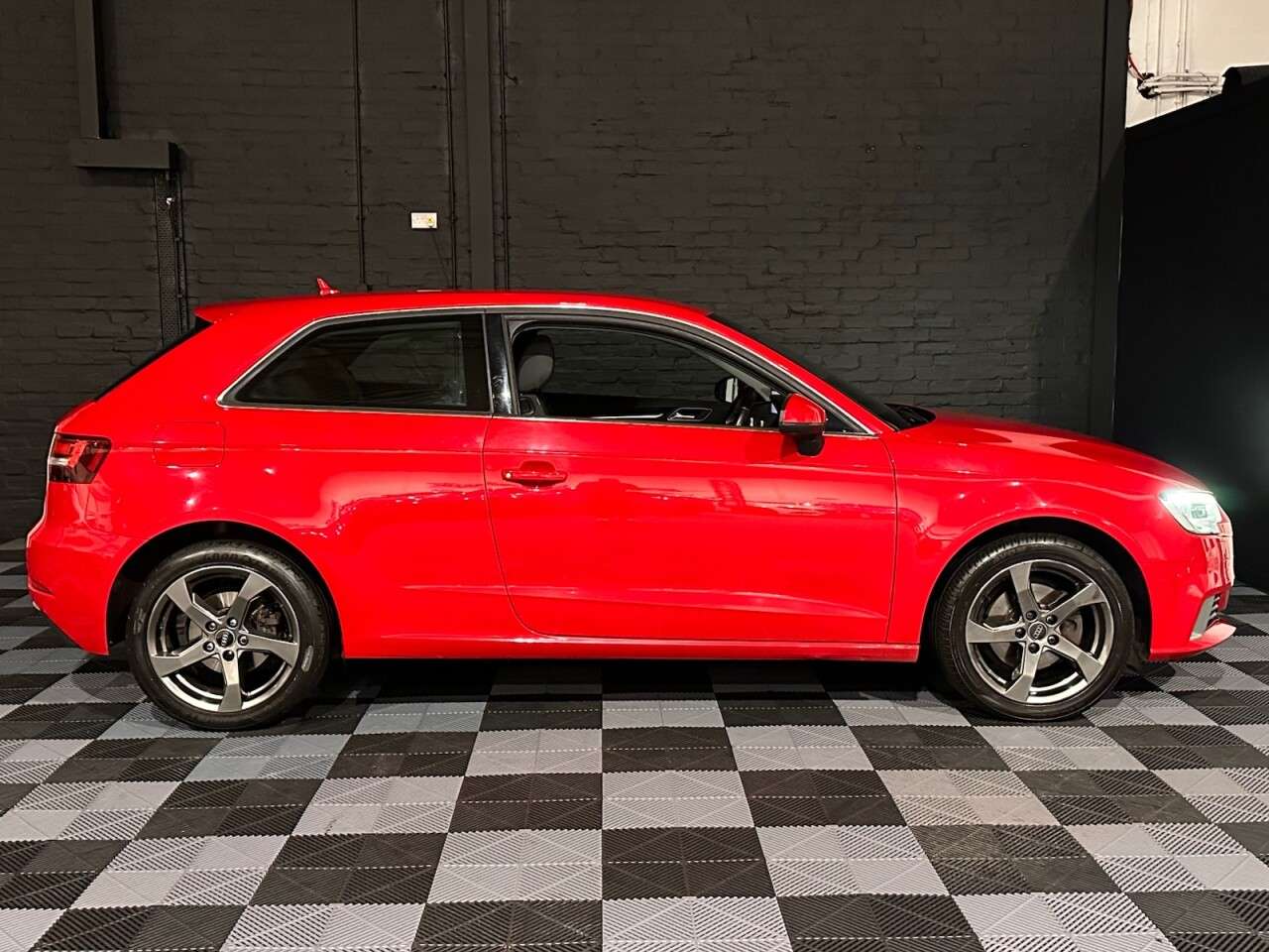 A 2016 AUDI A3 1.4 TFSI CoD Sport Hatchback 3dr Petrol Manual Euro 6 (s/s) (150 ps) 61.4 M A 2016 AUDI A3 1.4 TFSI CoD Sport Hatchback 3dr Petrol Manual Euro 6 (s/s) (150 ps) 61.4 M