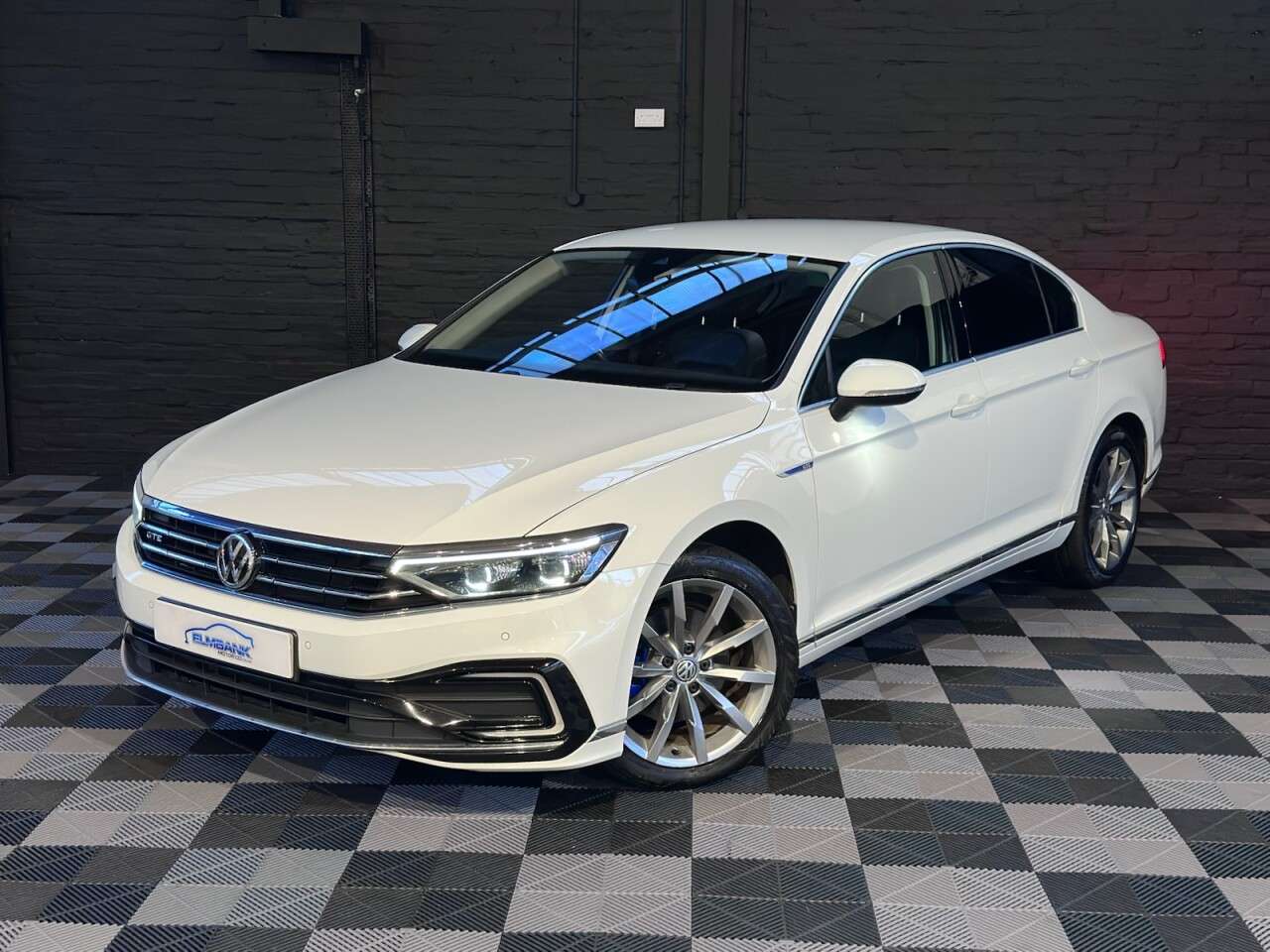 A 2020 VOLKSWAGEN PASSAT 1.4 TSI 13kWh GTE Advance Saloon 4dr Petrol Plug-in Hybrid DSG Euro 6 (s/s) A 2020 VOLKSWAGEN PASSAT 1.4 TSI 13kWh GTE Advance Saloon 4dr Petrol Plug-in Hybrid DSG Euro 6 (s/s)