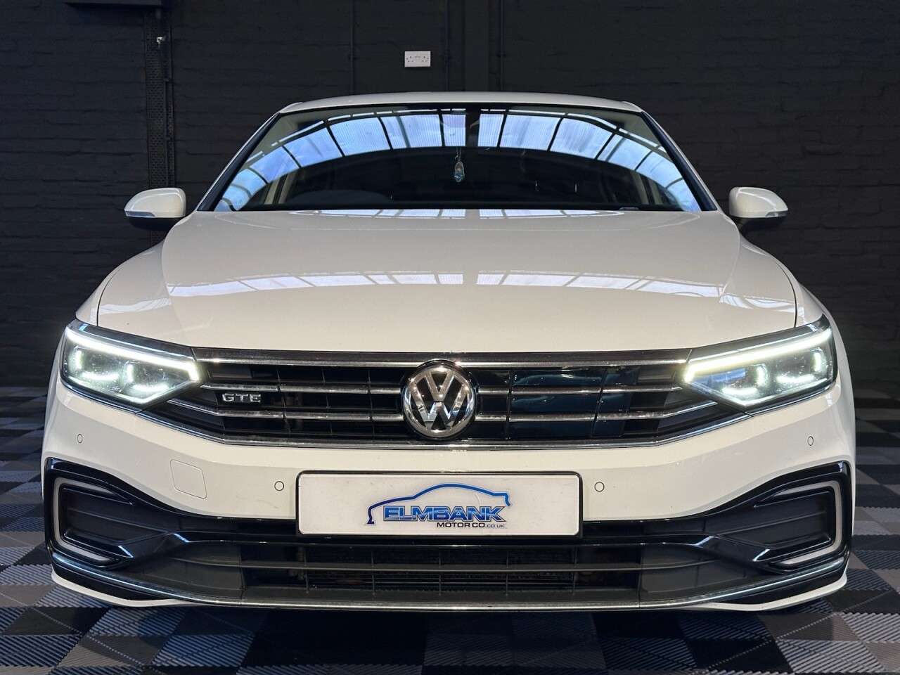 A 2020 VOLKSWAGEN PASSAT 1.4 TSI 13kWh GTE Advance Saloon 4dr Petrol Plug-in Hybrid DSG Euro 6 (s/s) A 2020 VOLKSWAGEN PASSAT 1.4 TSI 13kWh GTE Advance Saloon 4dr Petrol Plug-in Hybrid DSG Euro 6 (s/s)