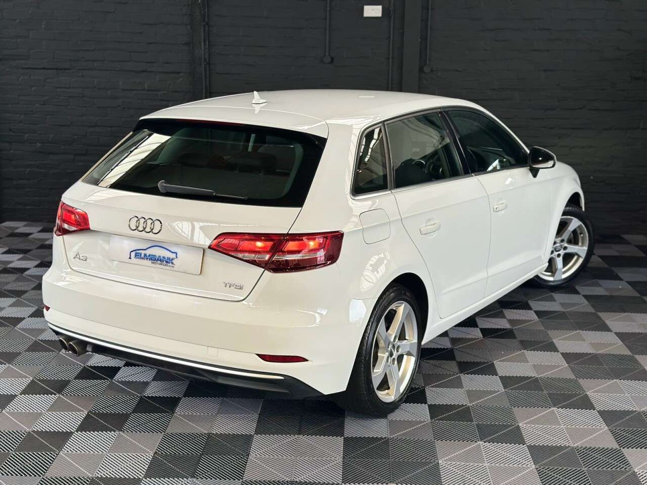 2017 AUDI A3 2017 AUDI A3