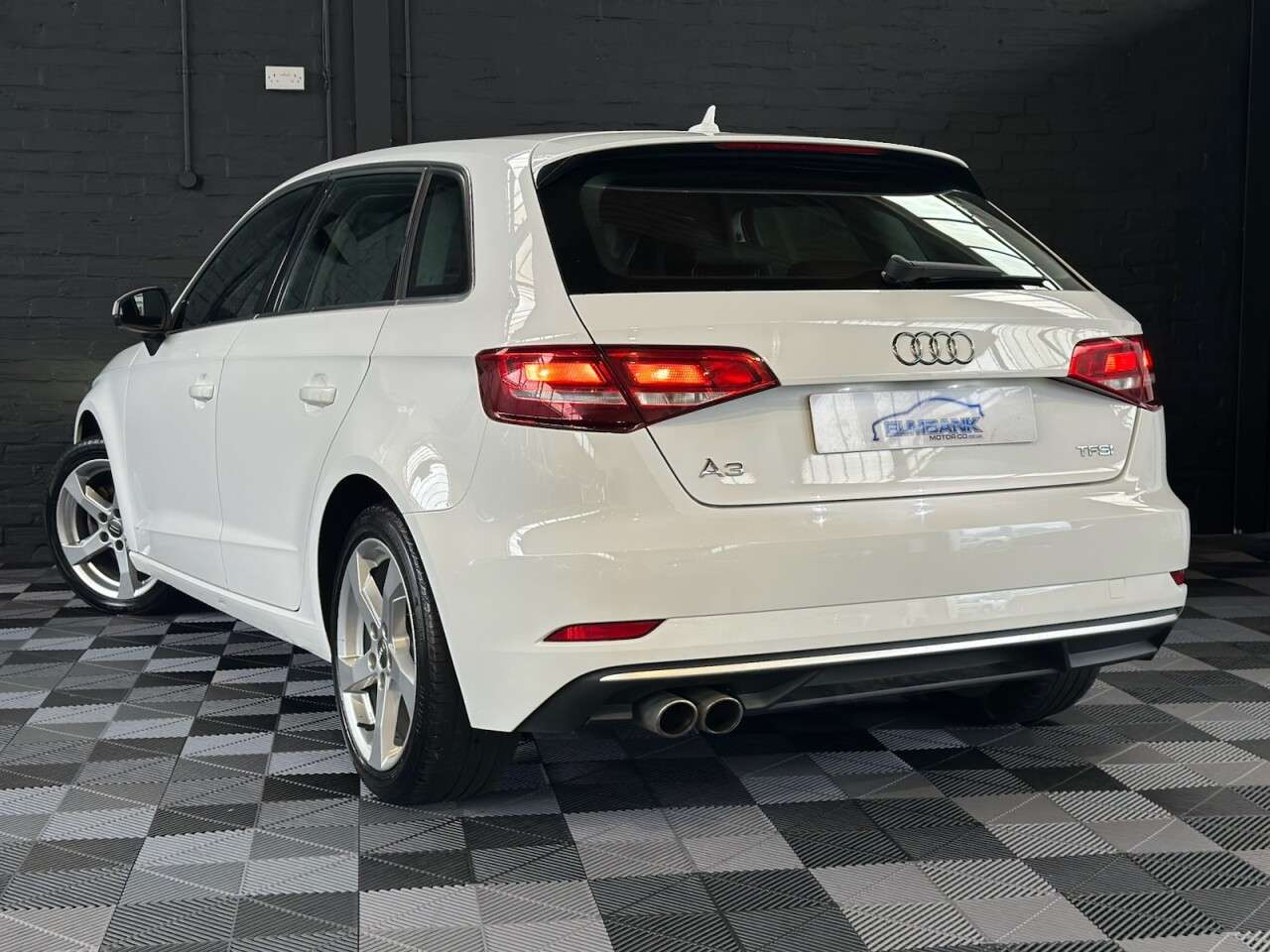 2017 AUDI A3 2017 AUDI A3