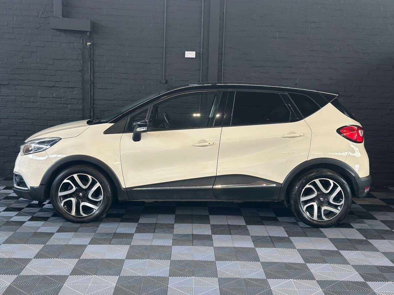 2015 RENAULT CAPTUR 2015 RENAULT CAPTUR