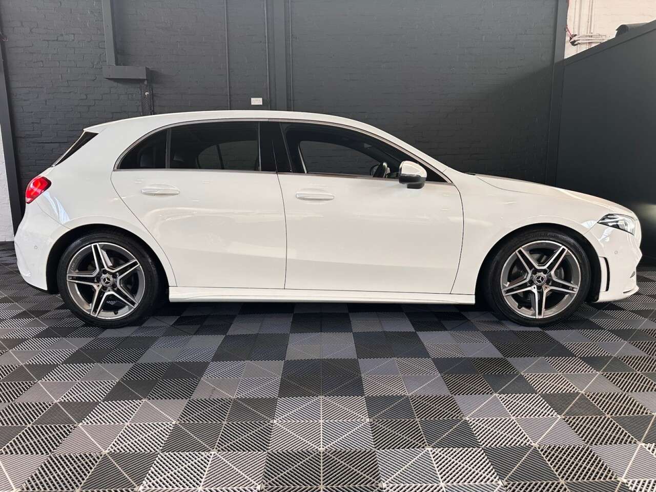 2018 MERCEDES-BENZ A-CLASS 2018 MERCEDES-BENZ A-CLASS