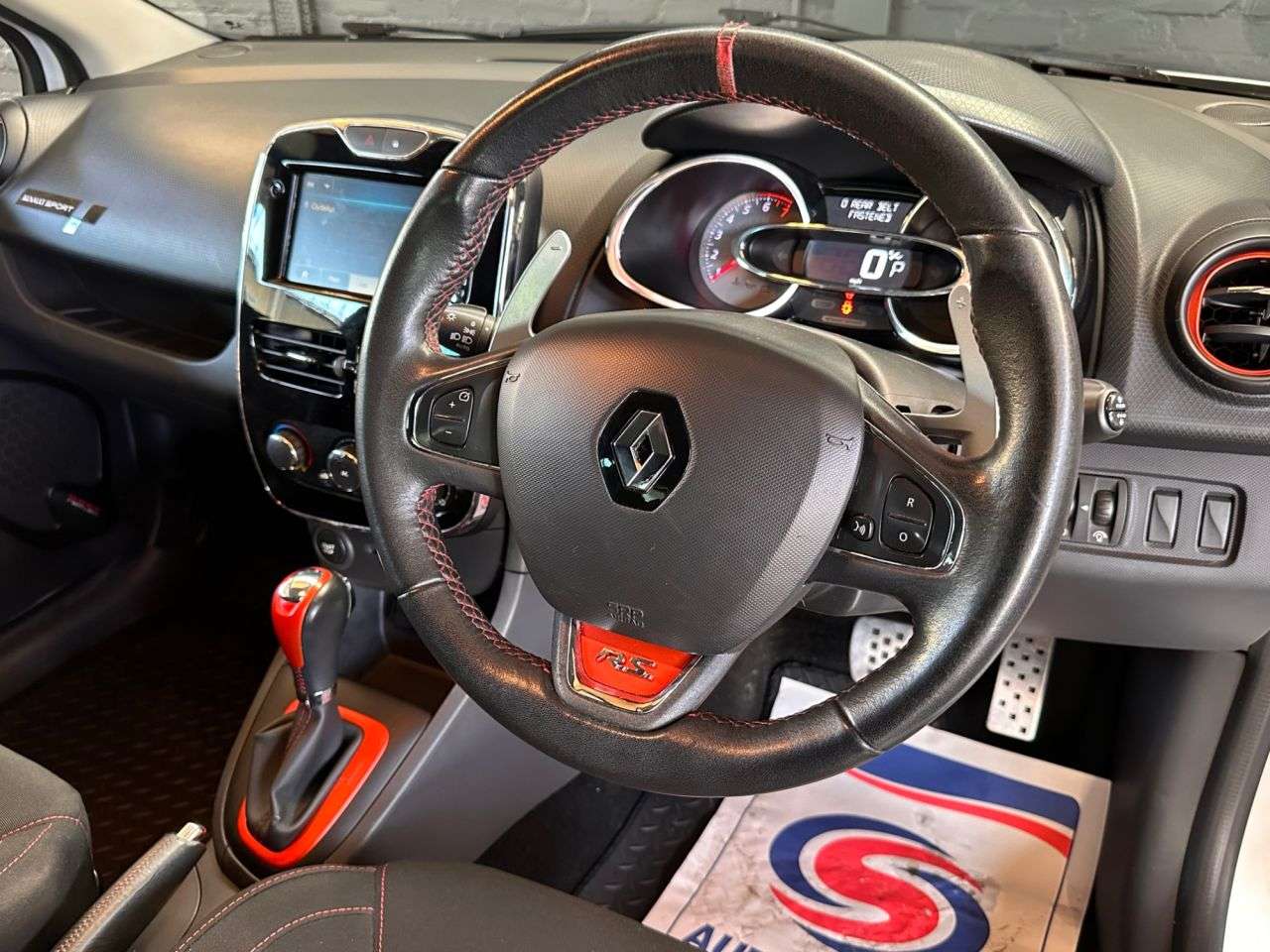 2014 RENAULT CLIO 2014 RENAULT CLIO