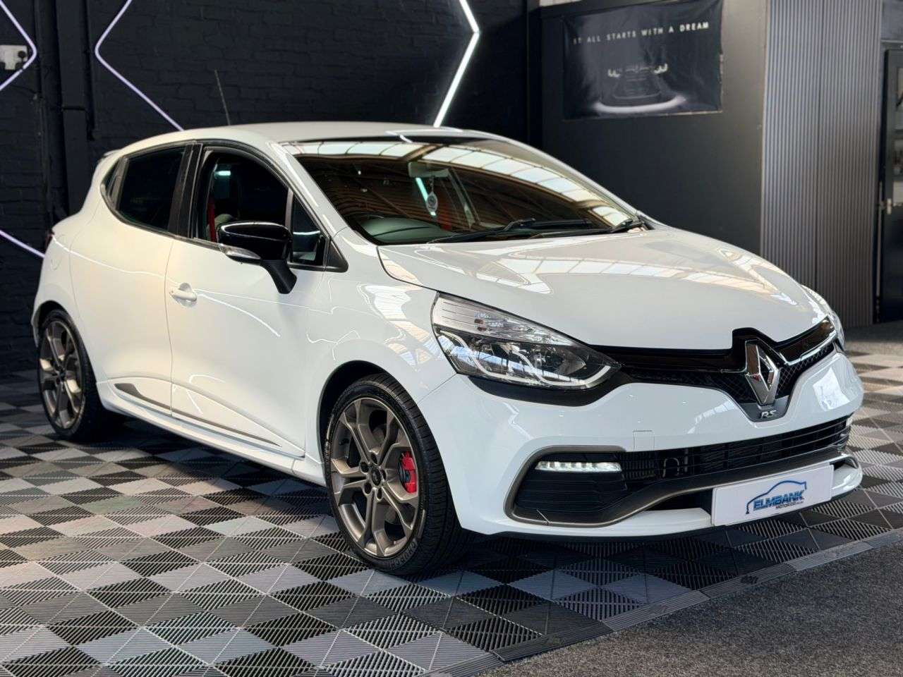 2014 RENAULT CLIO 2014 RENAULT CLIO