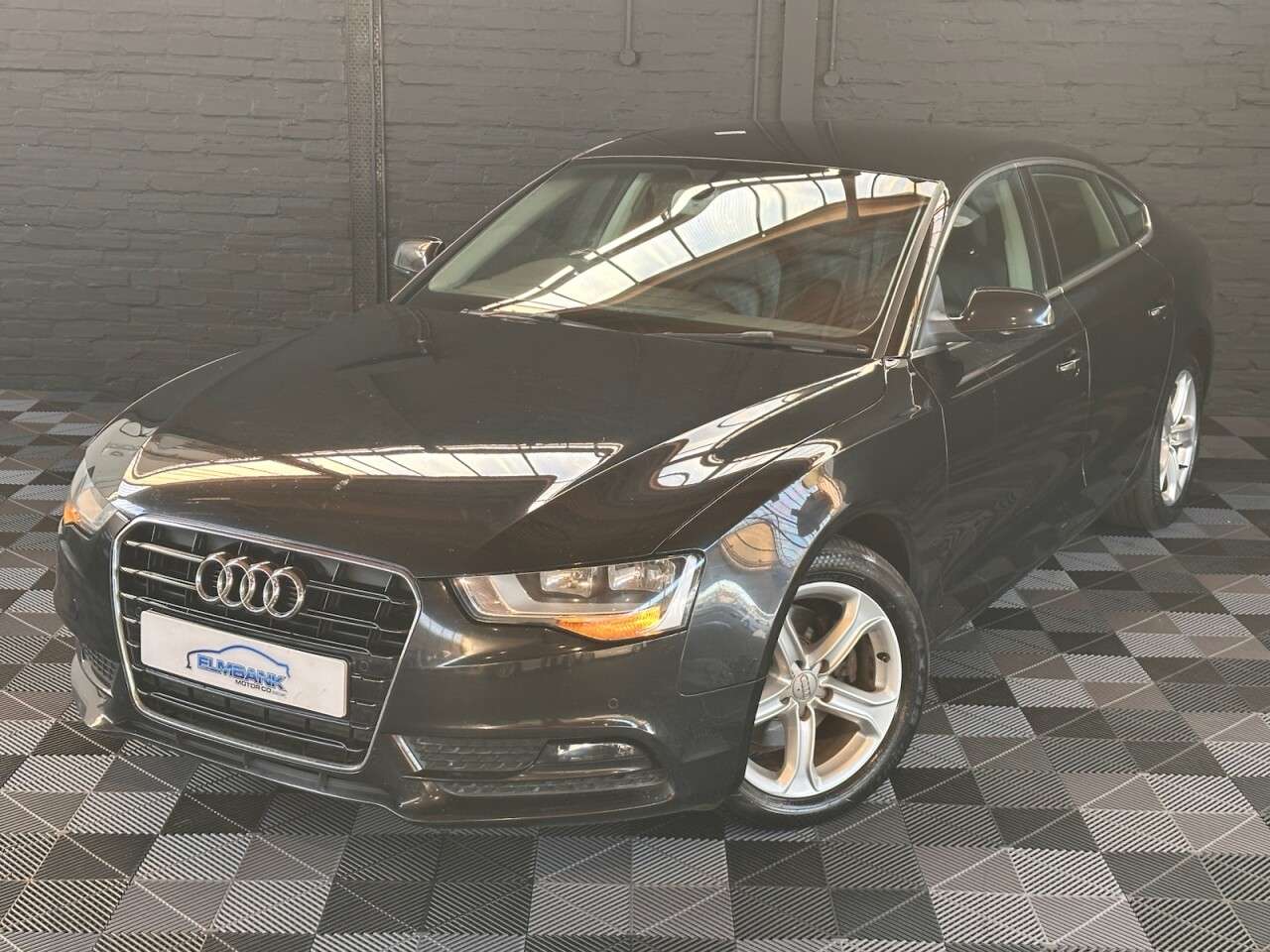 A 2015 AUDI A5 2.0 TDI ultra SE Technik Sportback 5dr Diesel Manual Euro 6 (s/s) (136 ps) A 2015 AUDI A5 2.0 TDI ultra SE Technik Sportback 5dr Diesel Manual Euro 6 (s/s) (136 ps)