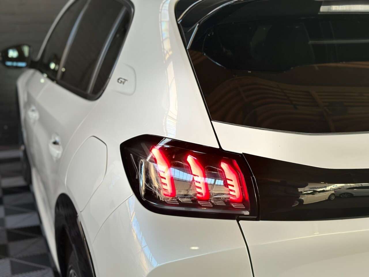 2022 PEUGEOT 208 2022 PEUGEOT 208