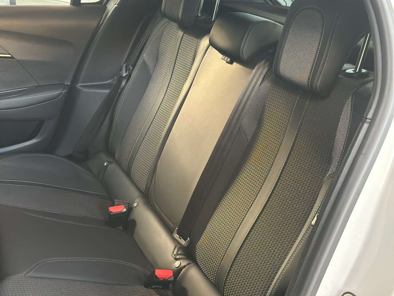 2022 PEUGEOT 208 2022 PEUGEOT 208