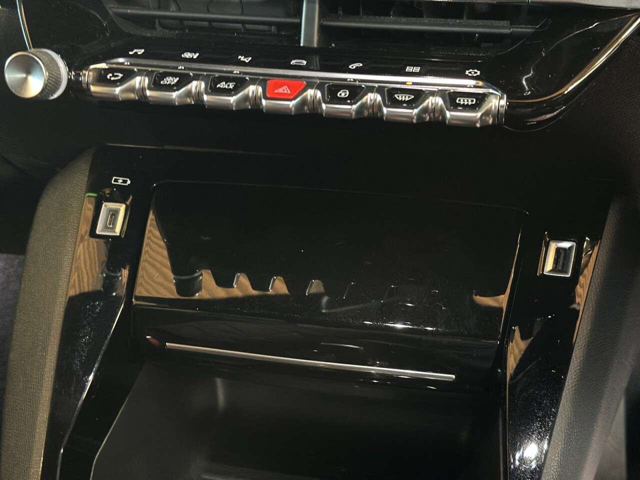 2022 PEUGEOT 208 2022 PEUGEOT 208