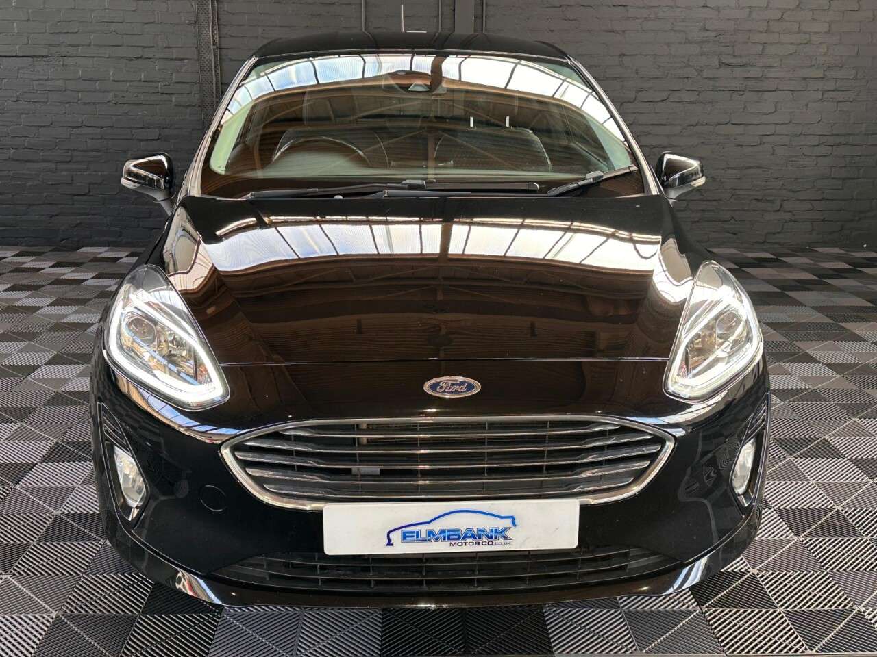 A 2017 FORD FIESTA 1.1 Ti-VCT Zetec Hatchback 3dr Petrol Manual Euro 6 (s/s) (85 ps) LOW ROAD A 2017 FORD FIESTA 1.1 Ti-VCT Zetec Hatchback 3dr Petrol Manual Euro 6 (s/s) (85 ps) LOW ROAD