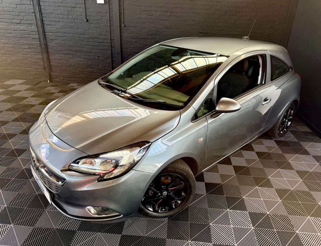 A 2017 VAUXHALL CORSA 1.4i ecoTEC SRi Hatchback 3dr Petrol Manual Euro 6 (75 ps) ONLY 3 OWNERS - A 2017 VAUXHALL CORSA 1.4i ecoTEC SRi Hatchback 3dr Petrol Manual Euro 6 (75 ps) ONLY 3 OWNERS -