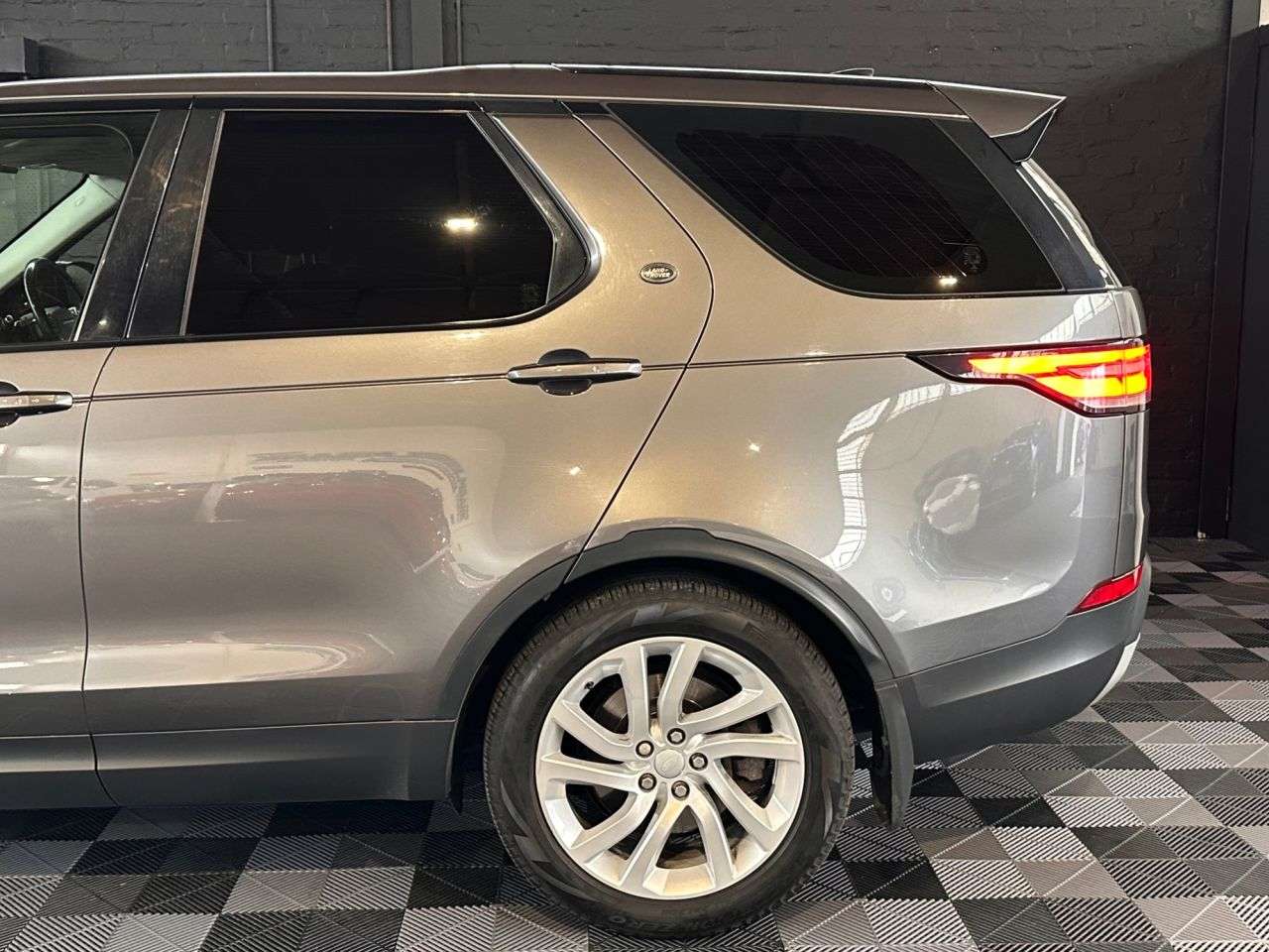 2017 LAND ROVER DISCOVERY 2017 LAND ROVER DISCOVERY