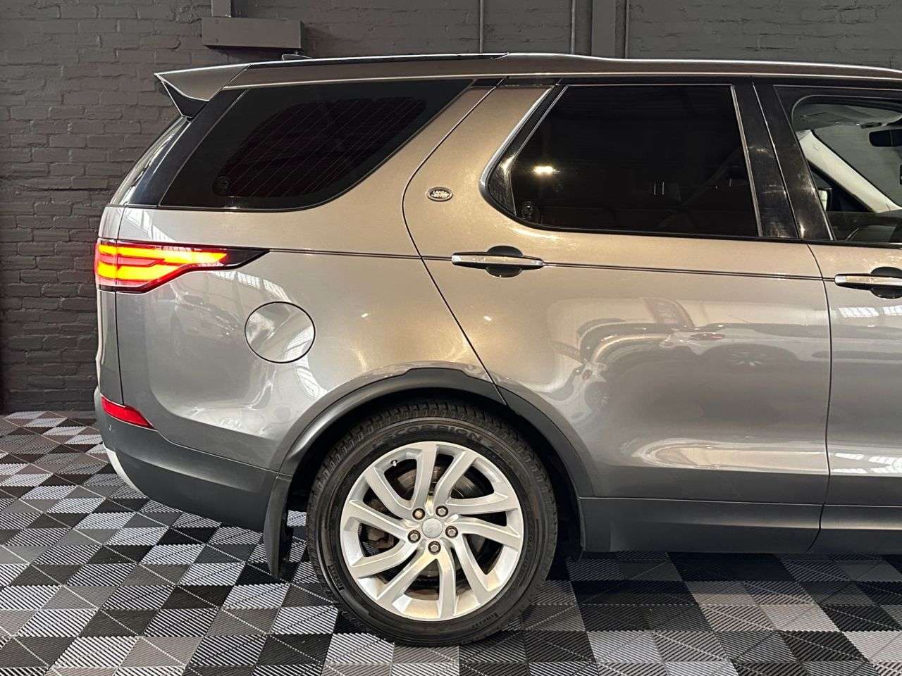 2017 LAND ROVER DISCOVERY 2017 LAND ROVER DISCOVERY