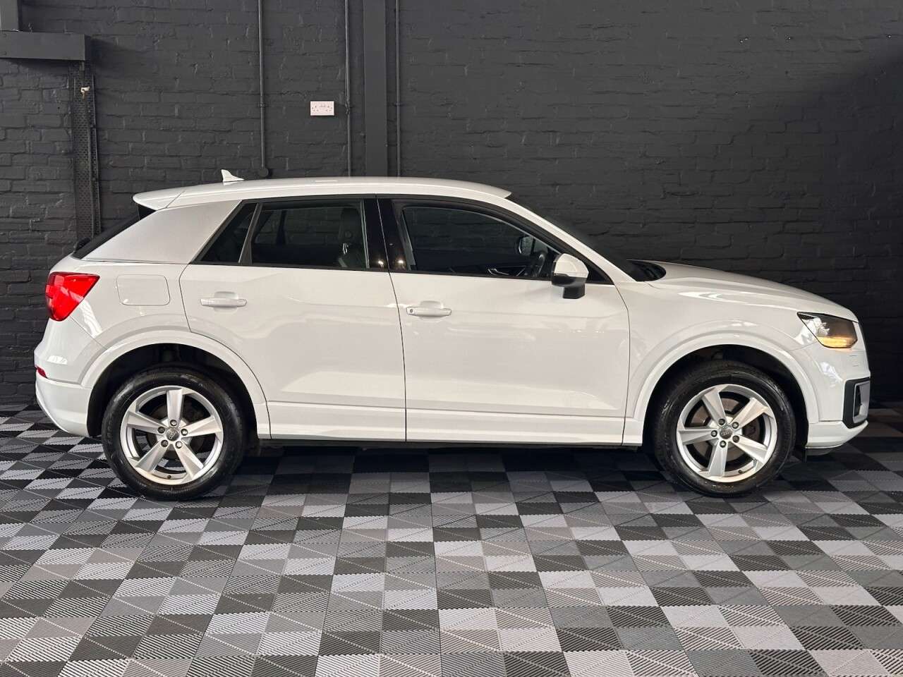 A 2017 AUDI Q2 1.4 TFSI CoD Sport SUV 5dr Petrol Manual Euro 6 (s/s) (150 ps) ULEZ COMPLIA A 2017 AUDI Q2 1.4 TFSI CoD Sport SUV 5dr Petrol Manual Euro 6 (s/s) (150 ps) ULEZ COMPLIA