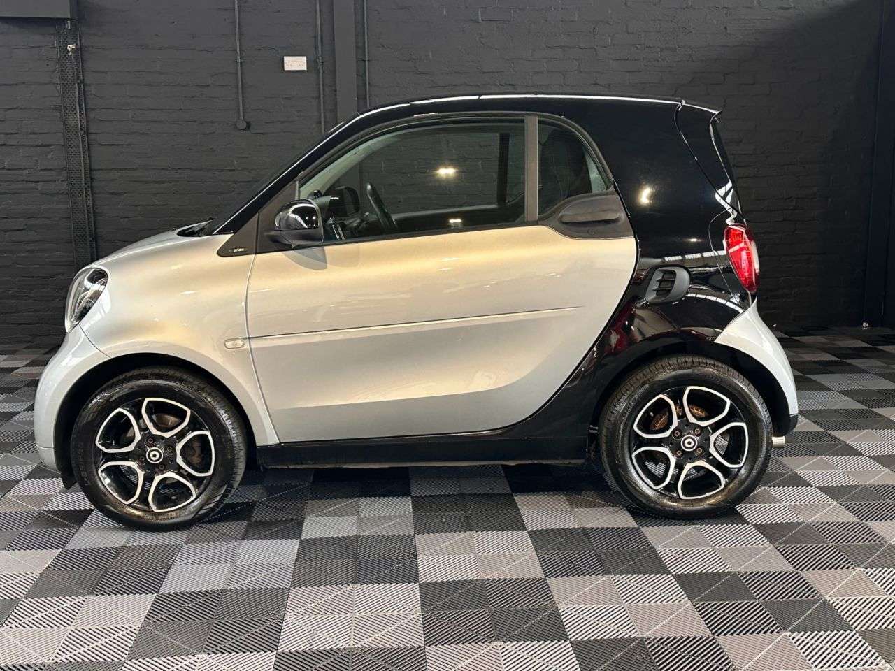 2017 SMART FORTWO 2017 SMART FORTWO