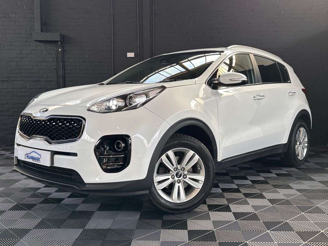 A 2017 KIA SPORTAGE 1.6 GDi 2 SUV 5dr Petrol Manual Euro 6 (s/s) (130 bhp) LANE ASSIST - HIGH B A 2017 KIA SPORTAGE 1.6 GDi 2 SUV 5dr Petrol Manual Euro 6 (s/s) (130 bhp) LANE ASSIST - HIGH B