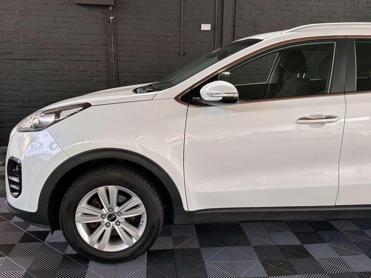 2017 KIA SPORTAGE 2017 KIA SPORTAGE