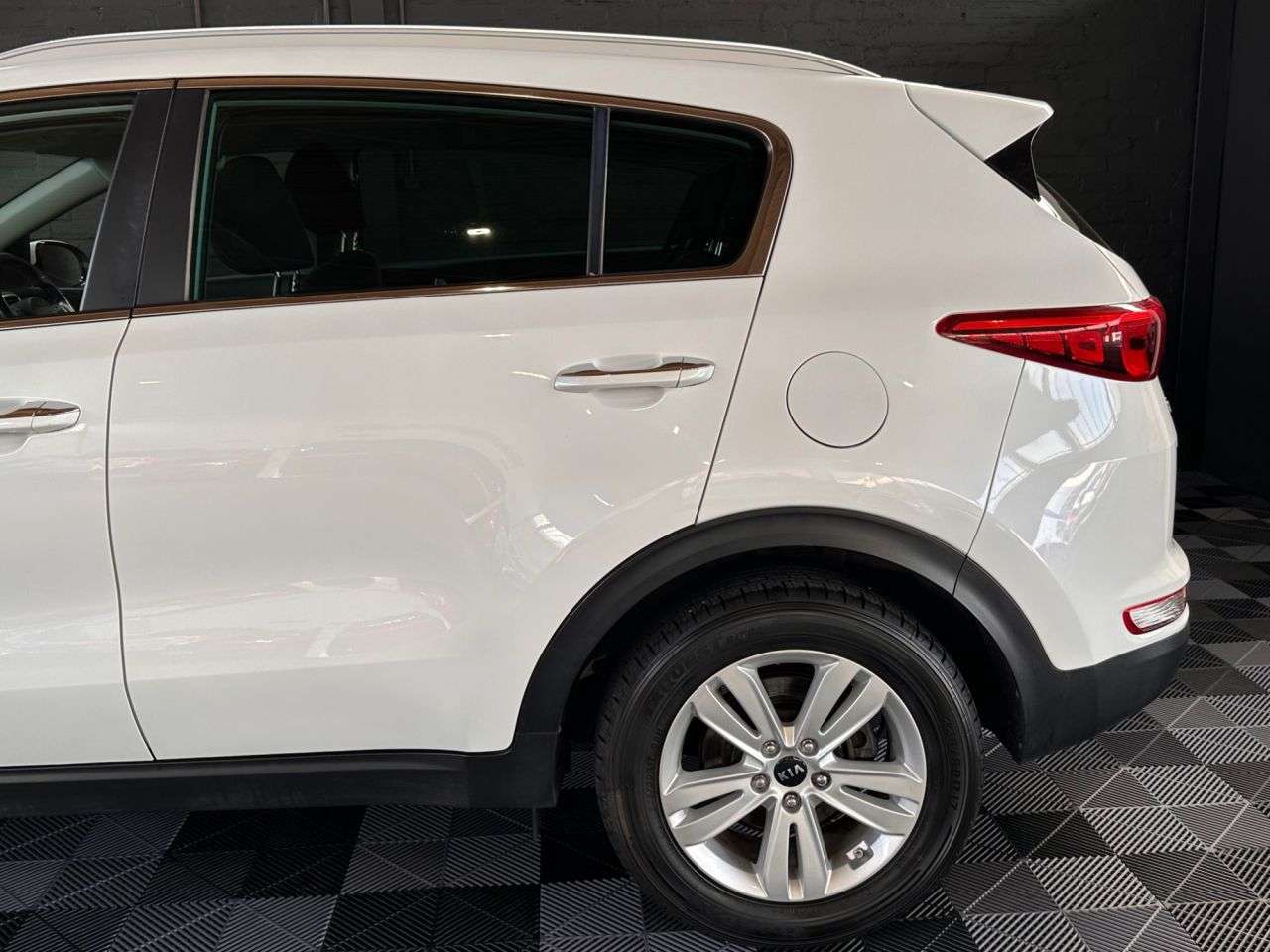 2017 KIA SPORTAGE 2017 KIA SPORTAGE