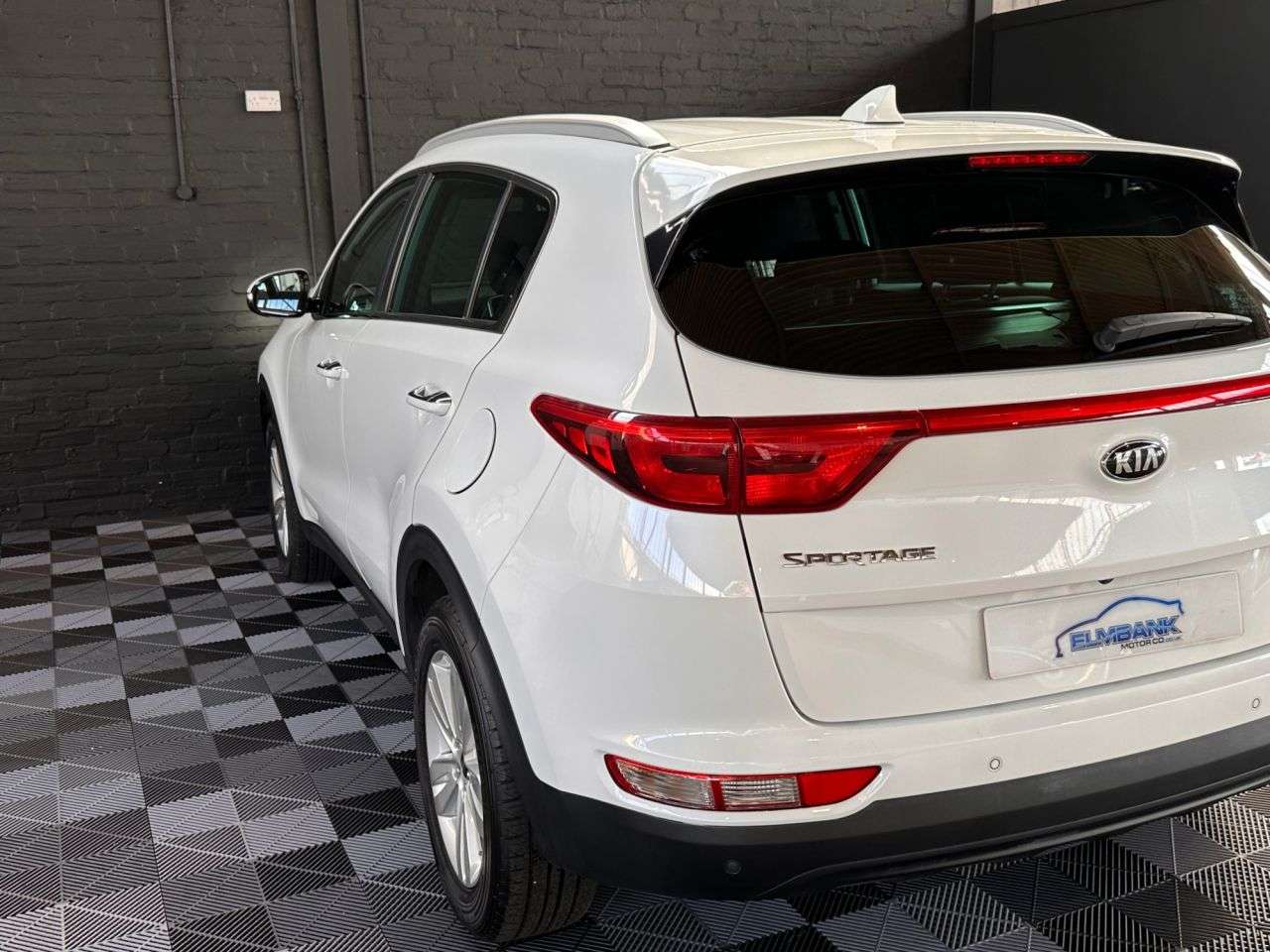 2017 KIA SPORTAGE 2017 KIA SPORTAGE