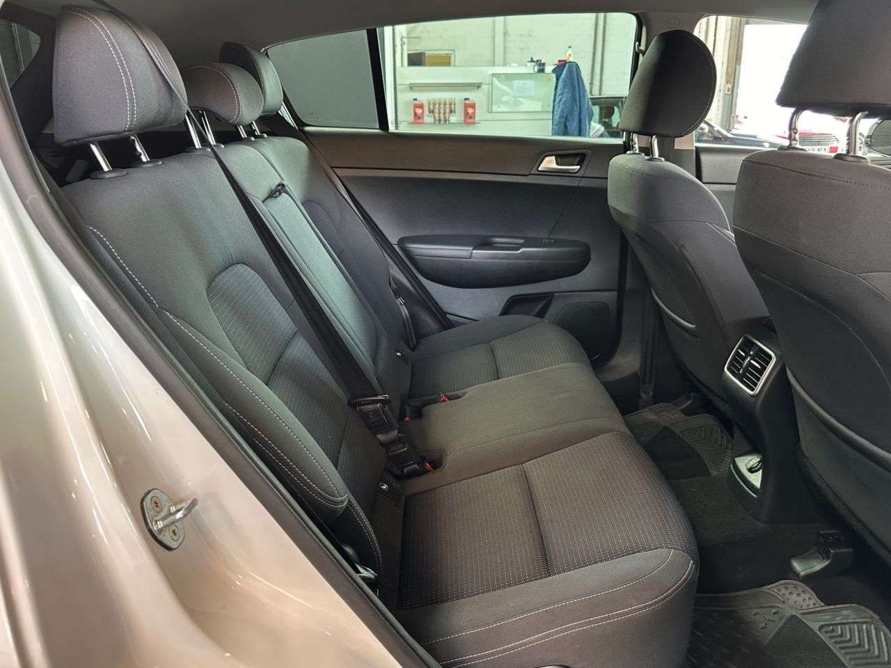 2017 KIA SPORTAGE 2017 KIA SPORTAGE