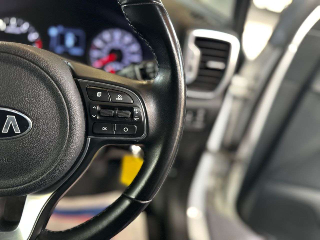 2017 KIA SPORTAGE 2017 KIA SPORTAGE