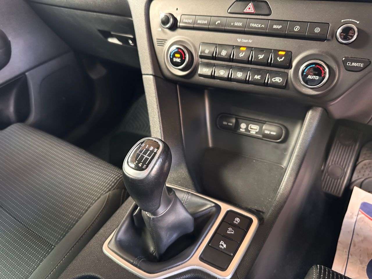 2017 KIA SPORTAGE 2017 KIA SPORTAGE