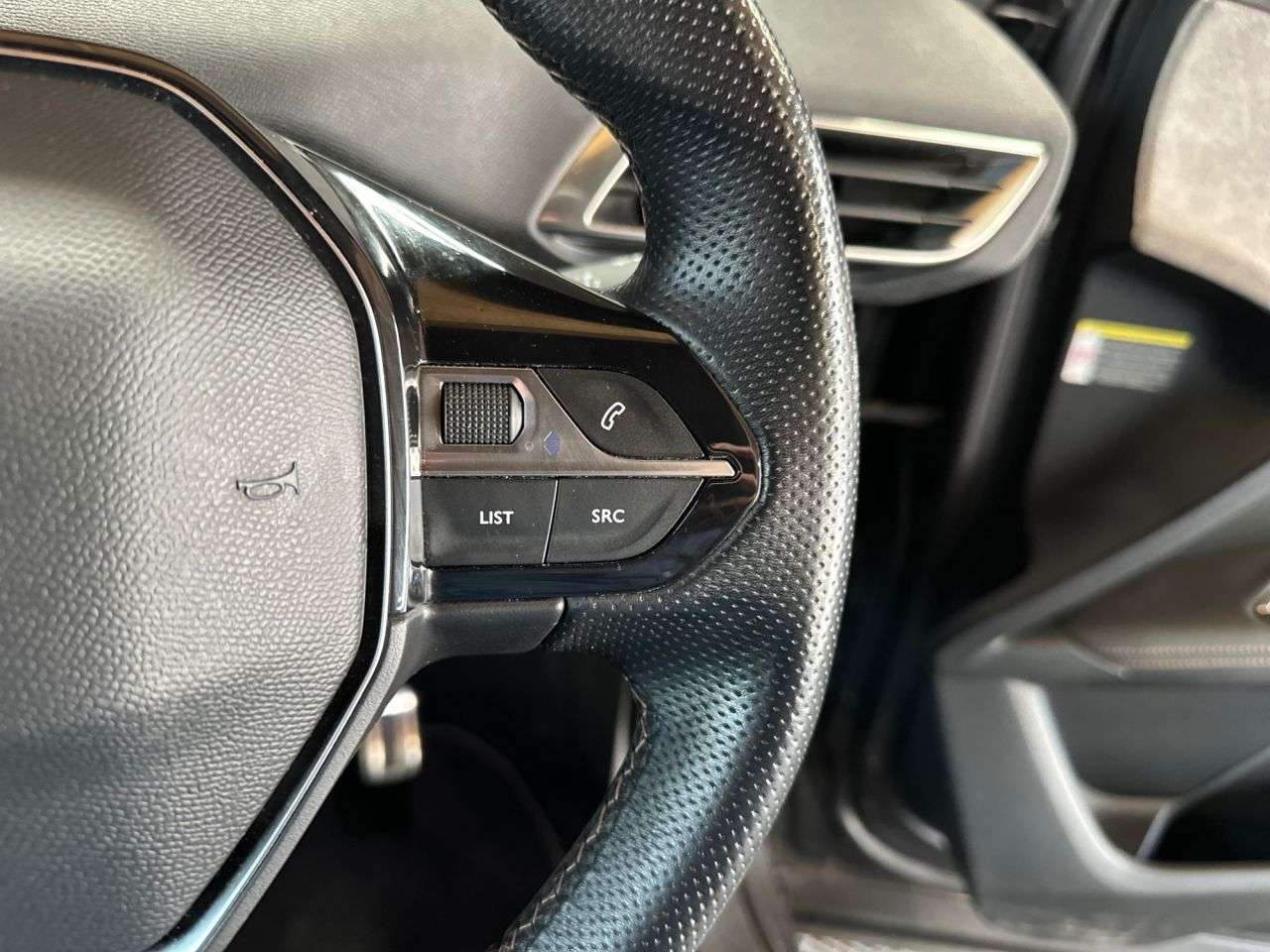 2021 PEUGEOT 3008 2021 PEUGEOT 3008