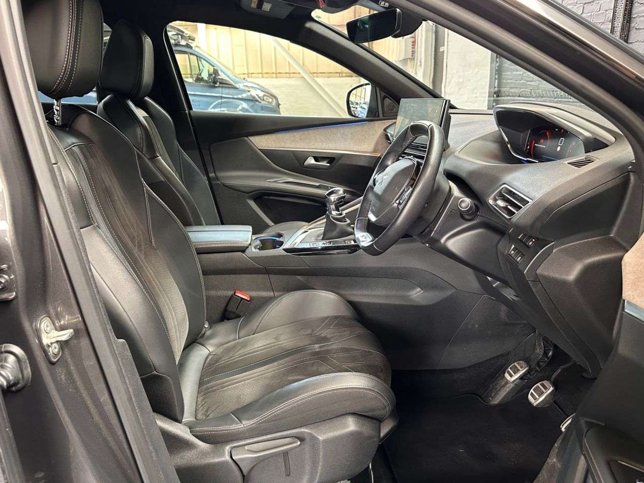 2021 PEUGEOT 3008 2021 PEUGEOT 3008