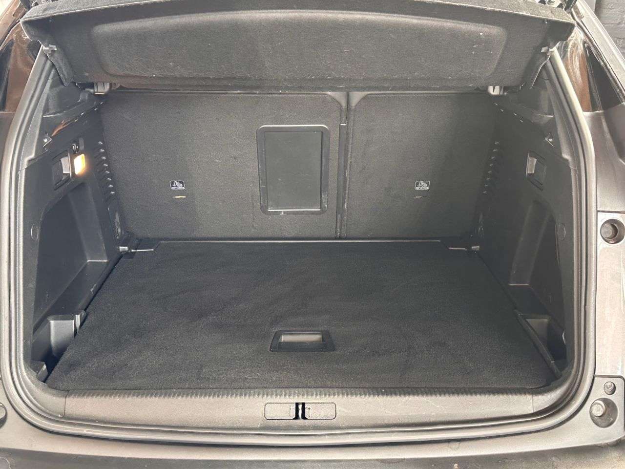 2021 PEUGEOT 3008 2021 PEUGEOT 3008