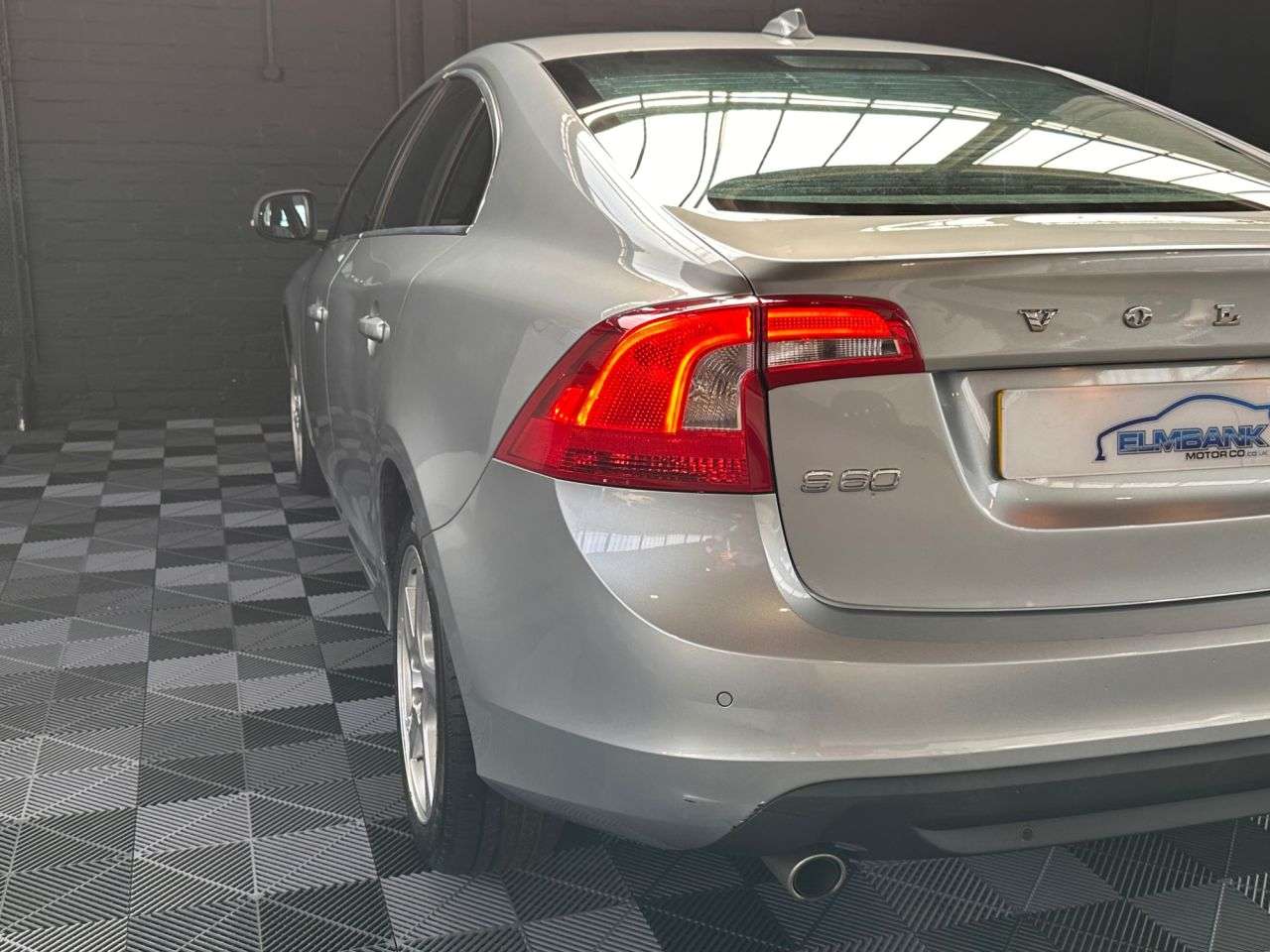 2011 VOLVO S60 2011 VOLVO S60