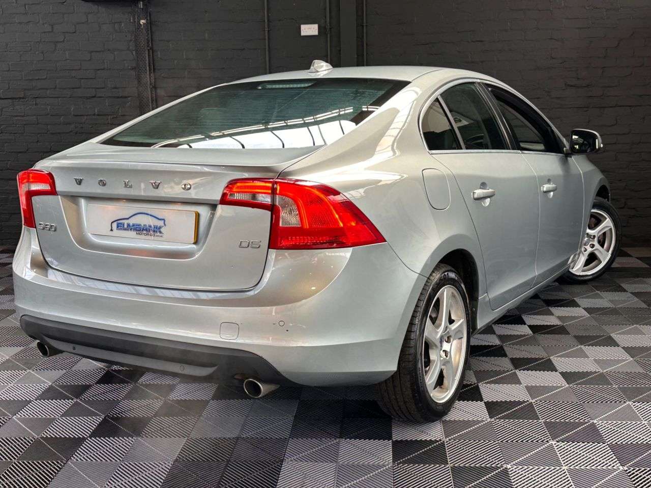 2011 VOLVO S60 2011 VOLVO S60
