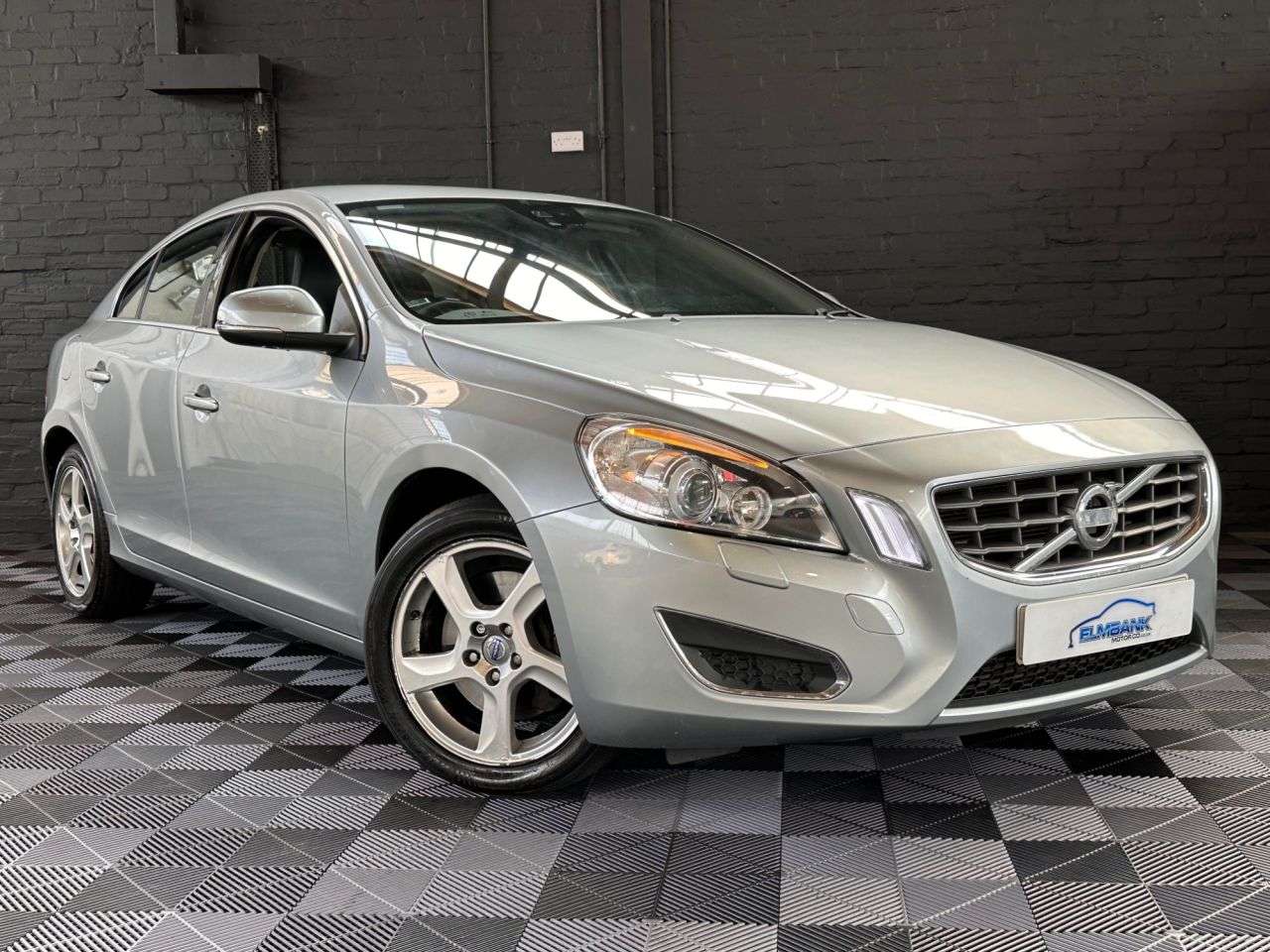 2011 VOLVO S60 2011 VOLVO S60