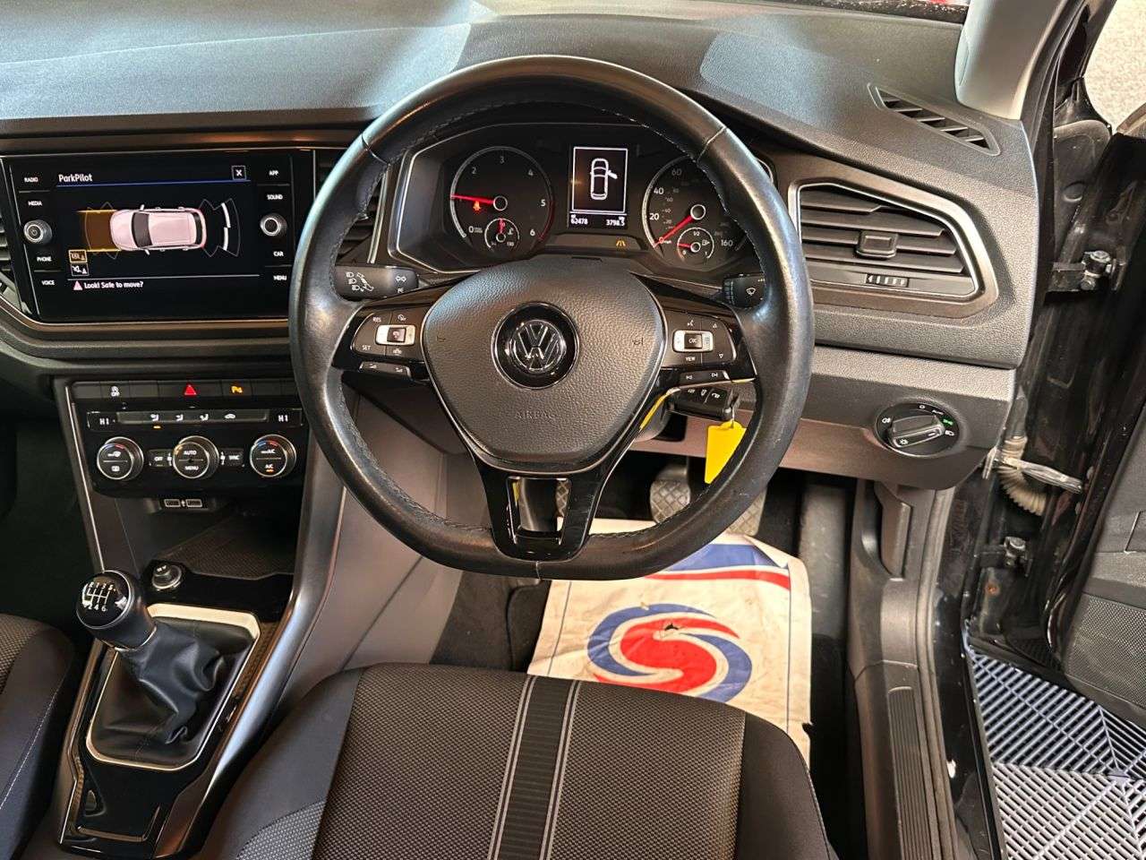 2019 VOLKSWAGEN T-ROC 2019 VOLKSWAGEN T-ROC