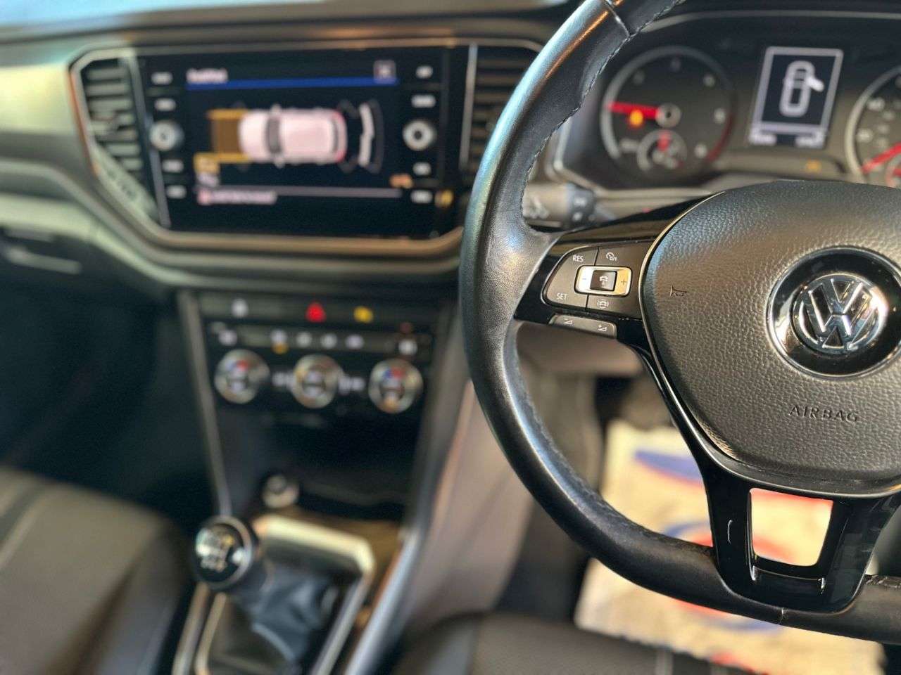 2019 VOLKSWAGEN T-ROC 2019 VOLKSWAGEN T-ROC