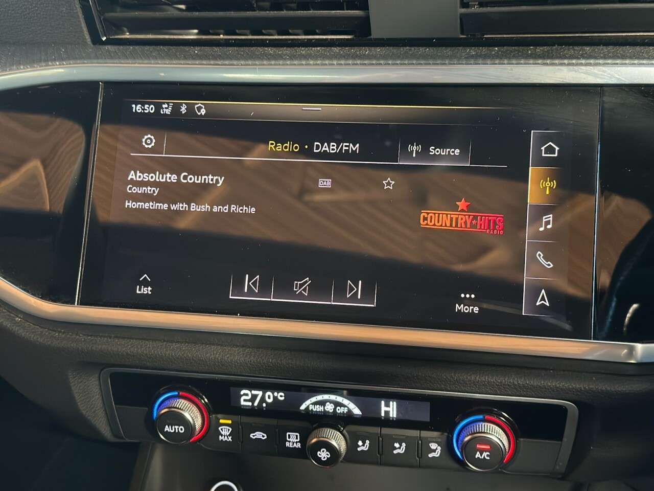 2020 AUDI Q3 2020 AUDI Q3