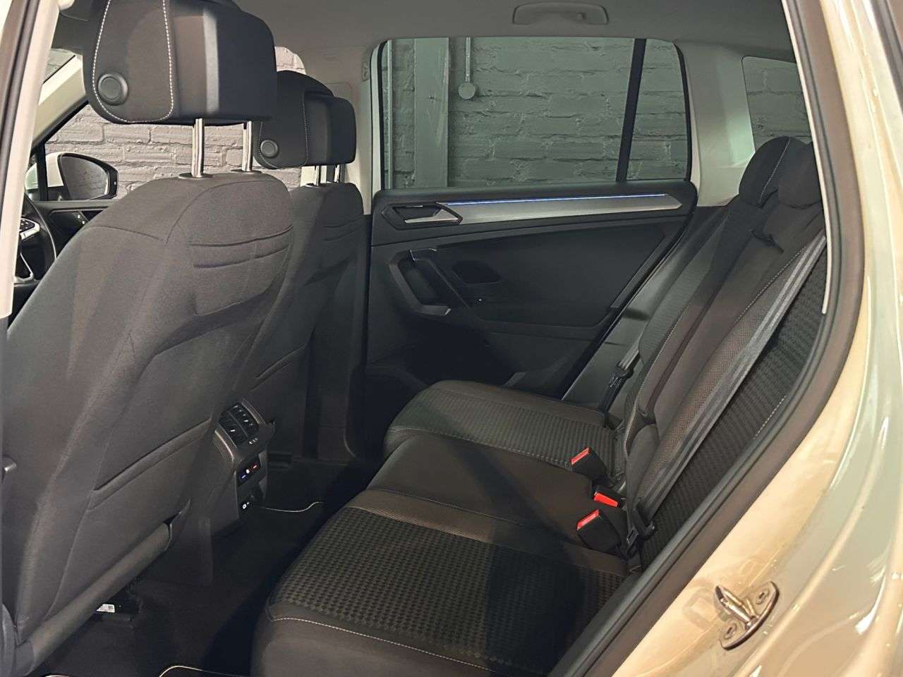 2021 VOLKSWAGEN TIGUAN 2021 VOLKSWAGEN TIGUAN