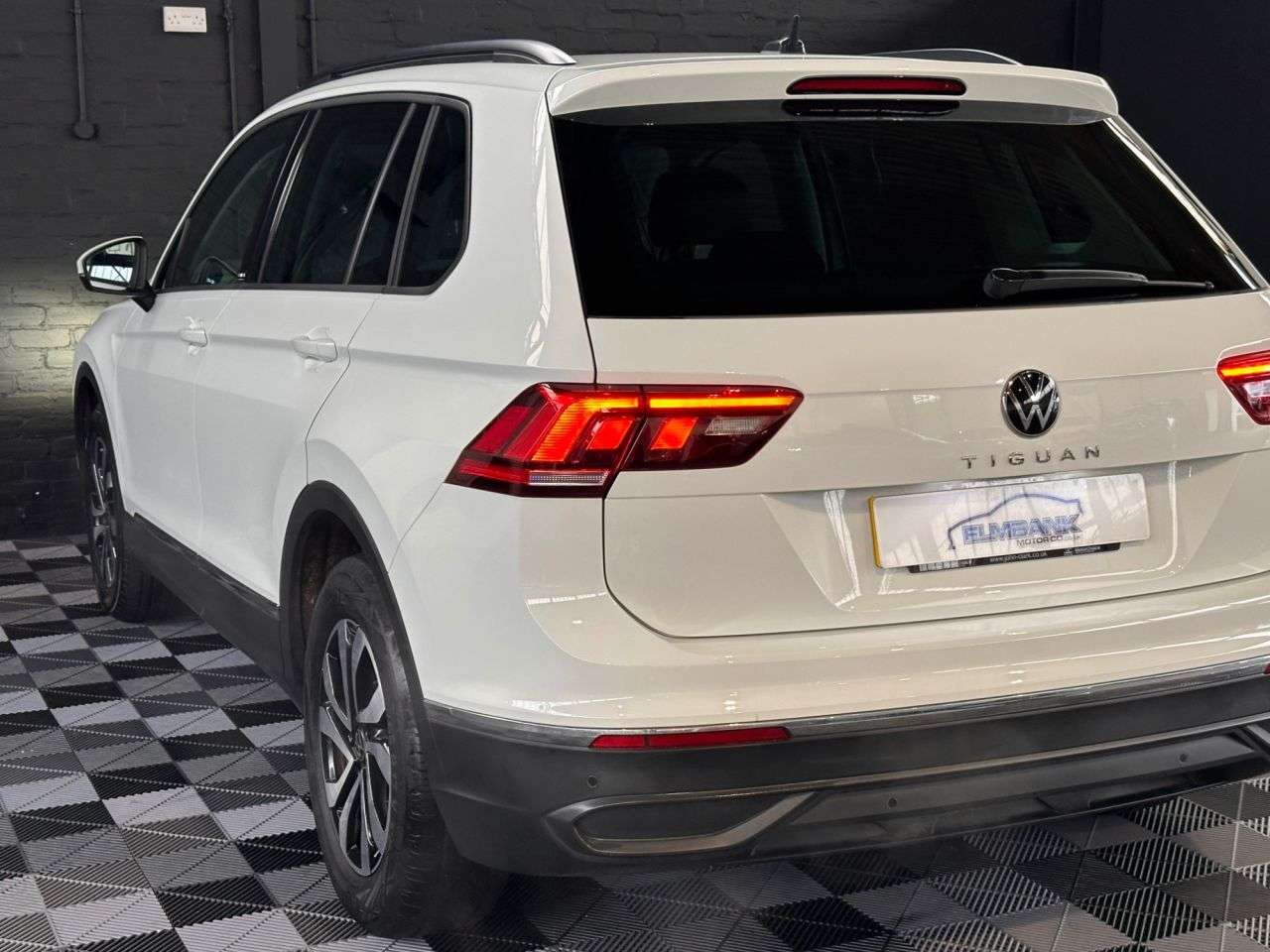 2021 VOLKSWAGEN TIGUAN 2021 VOLKSWAGEN TIGUAN
