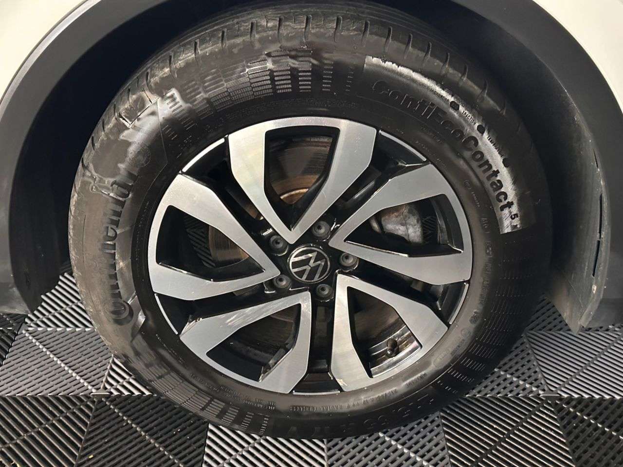 2021 VOLKSWAGEN TIGUAN 2021 VOLKSWAGEN TIGUAN