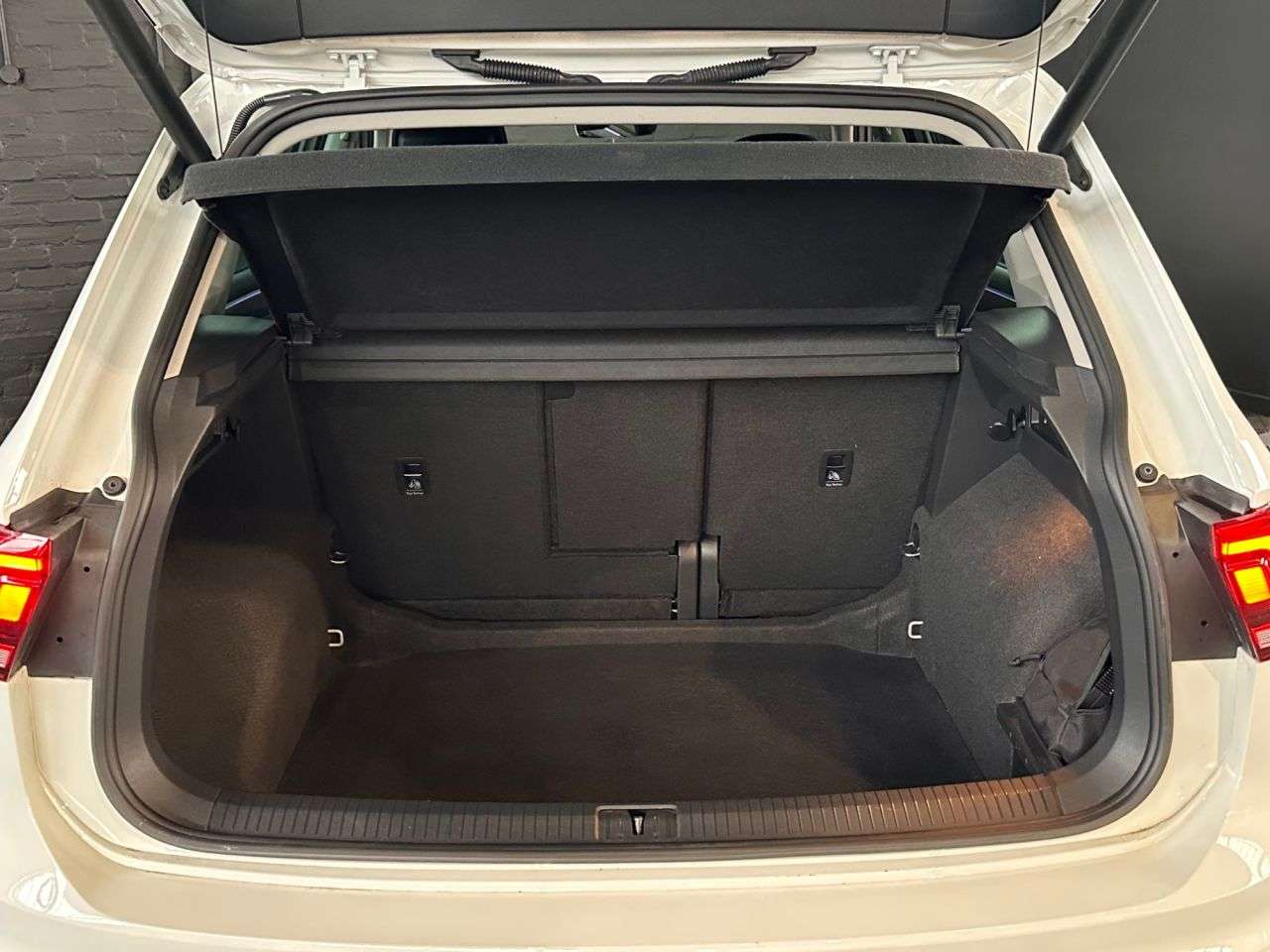 2021 VOLKSWAGEN TIGUAN 2021 VOLKSWAGEN TIGUAN